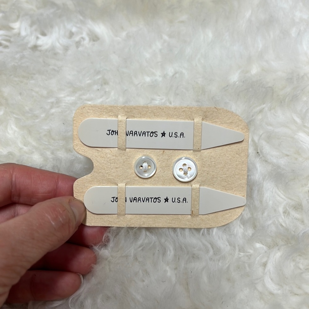 New - John Varvatos Collar Stays and 2 Buttons